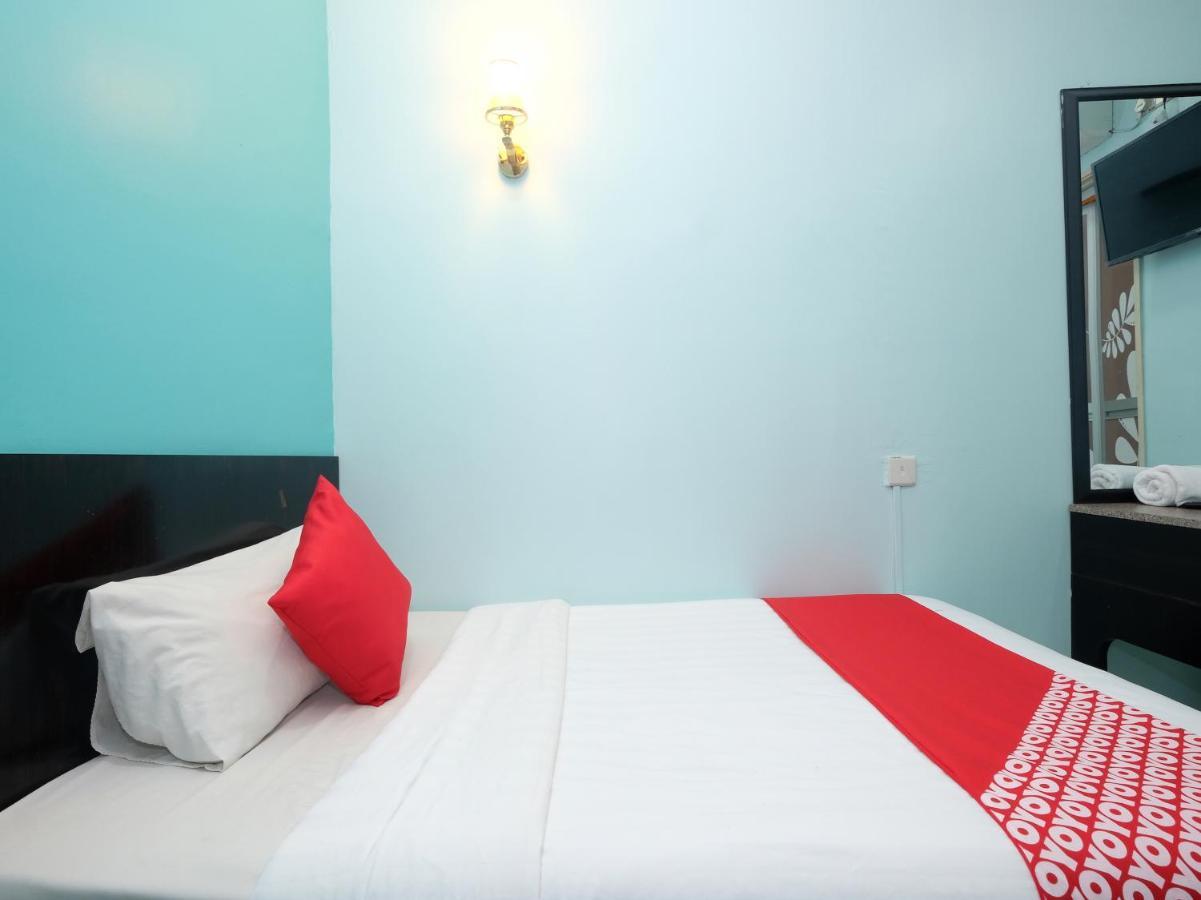 Marjan Hotel Sdn Bhd Chukai Exteriör bild
