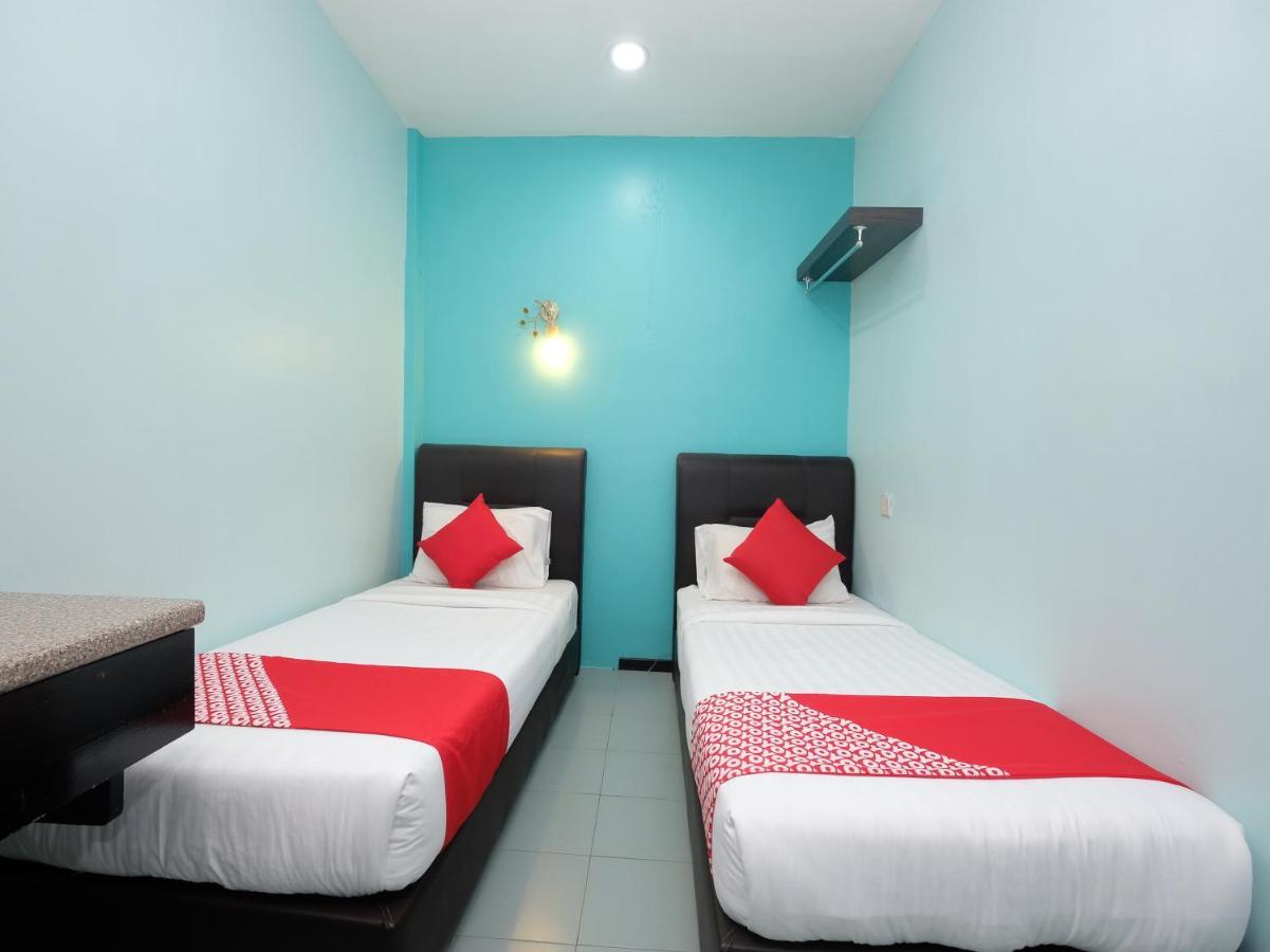 Marjan Hotel Sdn Bhd Chukai Exteriör bild