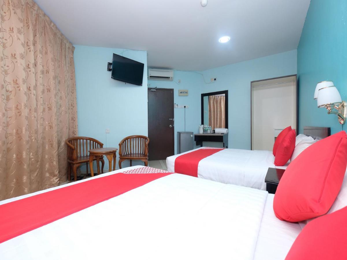 Marjan Hotel Sdn Bhd Chukai Exteriör bild